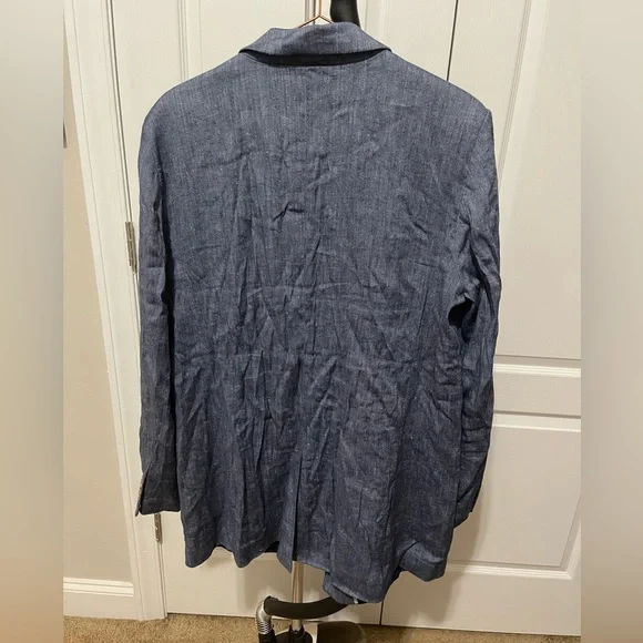 Loft. Boyfriend Blazer. NWT. - Picture 3 of 5